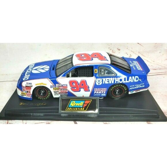 Revell Ron Barfield #94 New Holland 1997 Ford Thunderbird 1:24 Scale Diecast Car - Picture 1 of 12